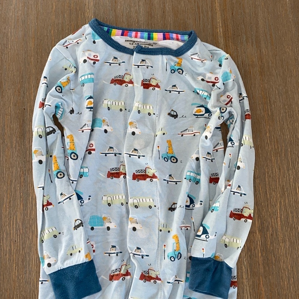 Magnetic Me 12-18 months